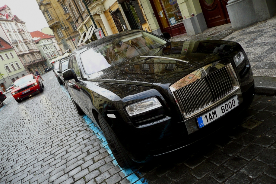 RR Ghost a Challenger