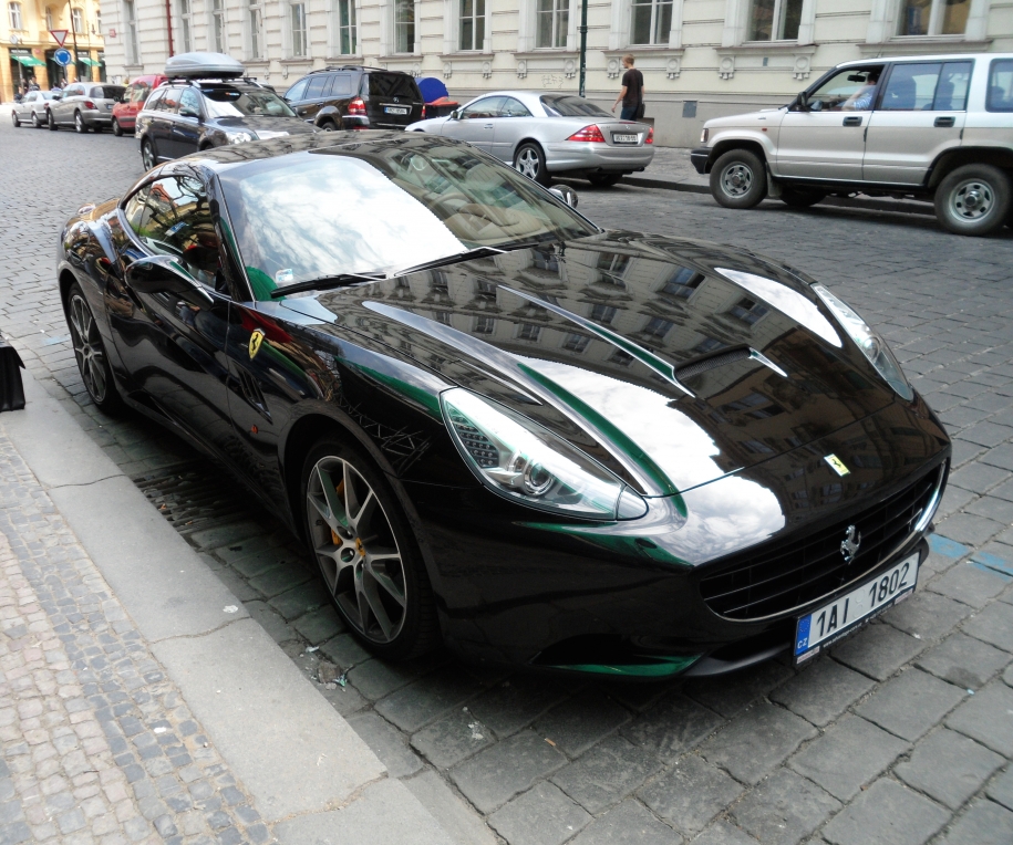 Ferrari California