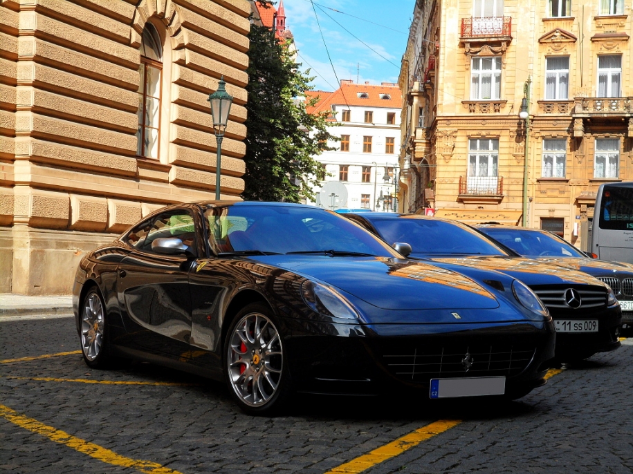 Ferrari 612 