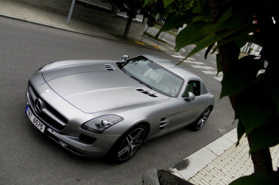 SLS