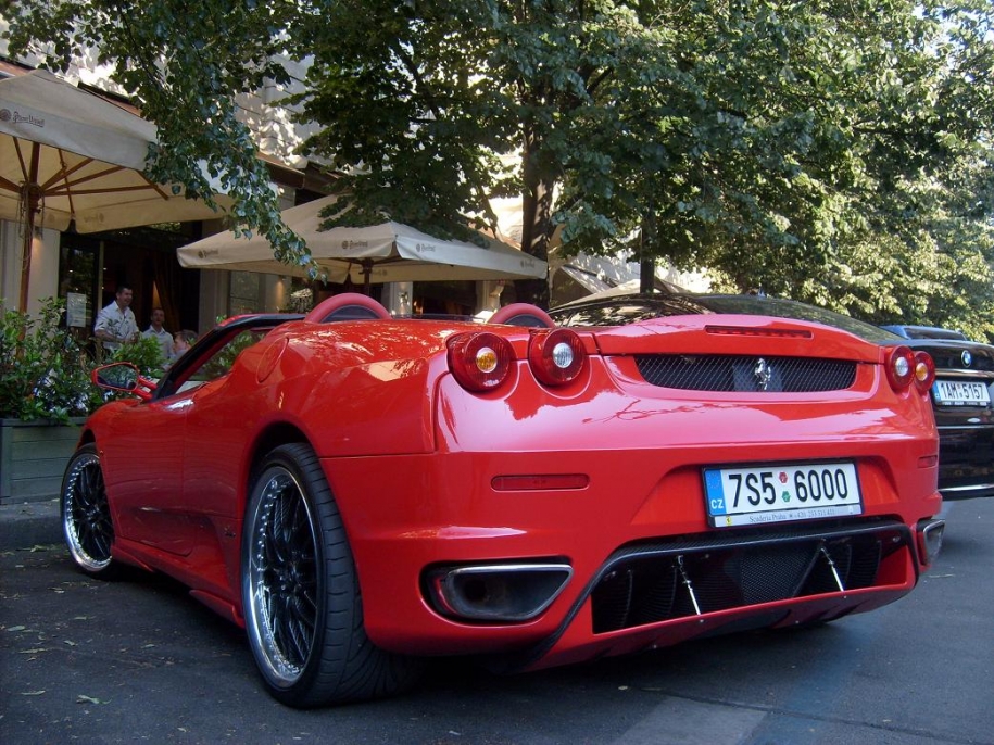 F430