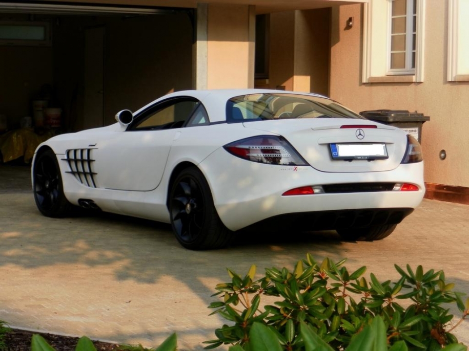 SLR