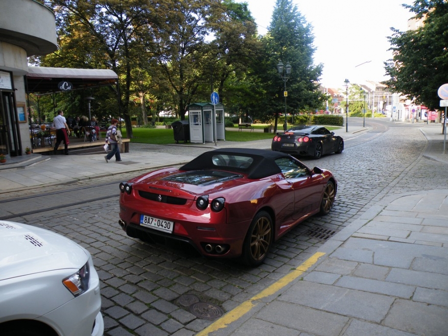 F430 Spier, EVO X, GT-R