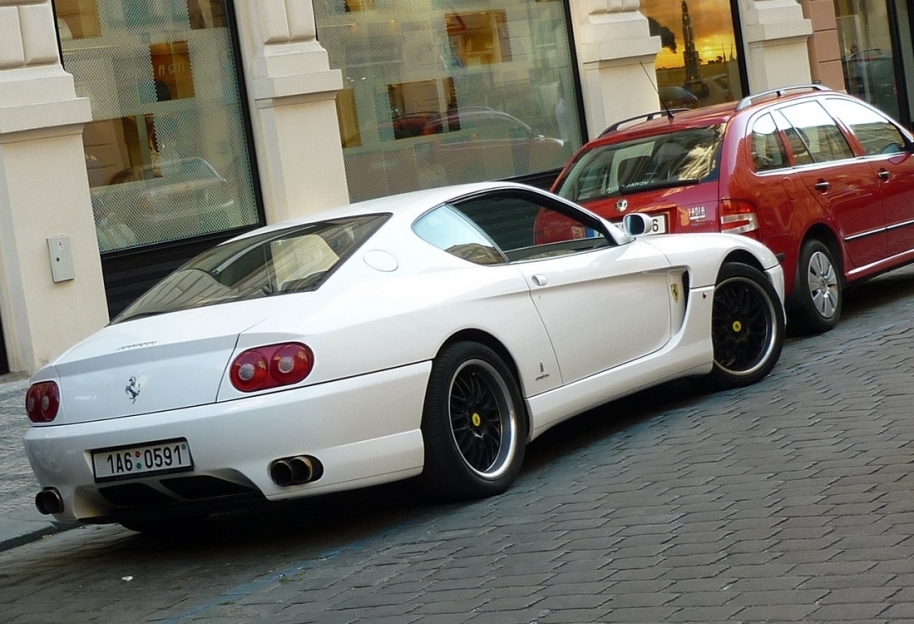 Ferrari 456 GT