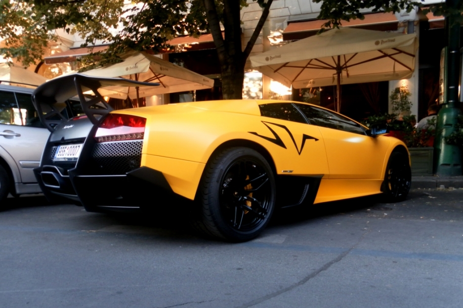 LP 670