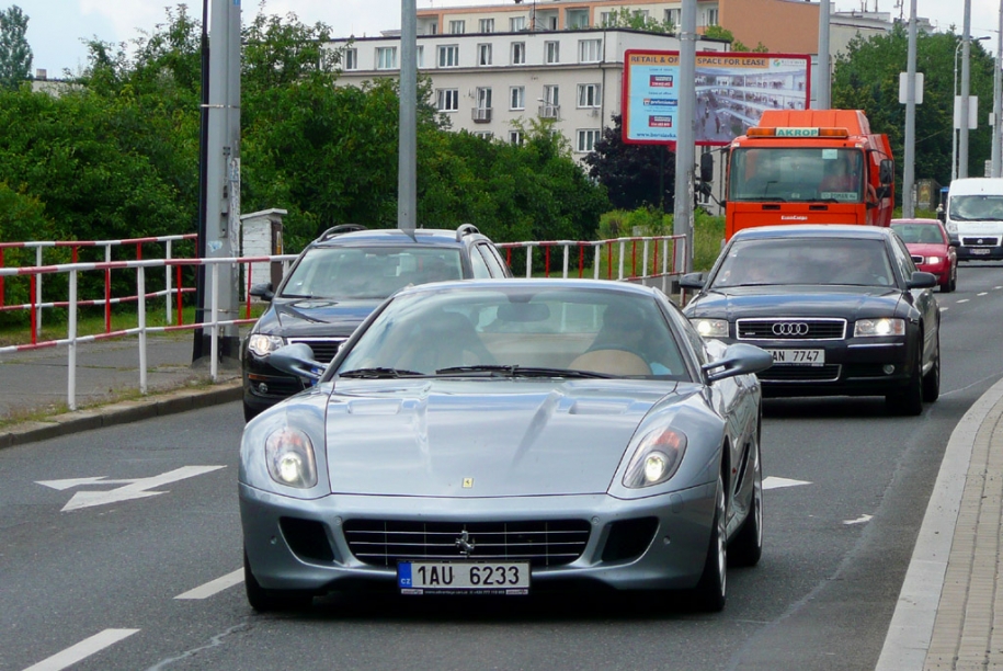 599