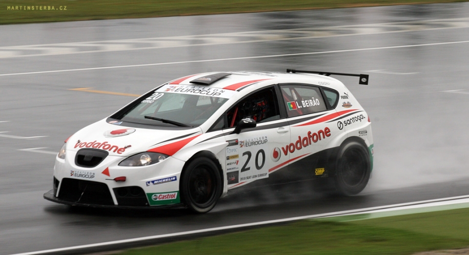 FIA_WTCC_Brno-3