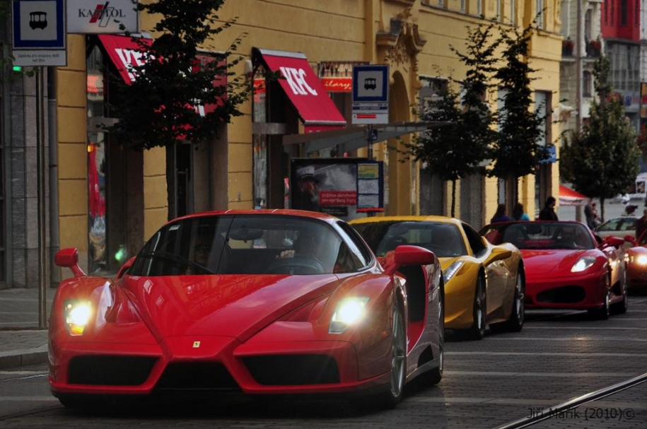 Ferrari Enzo