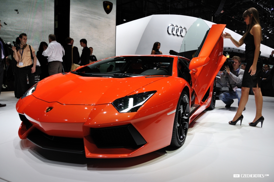 Lamborghini LP-700