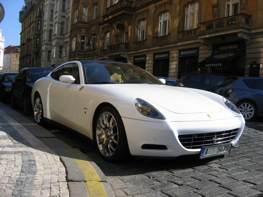 Ferrari 612 Scaglietti