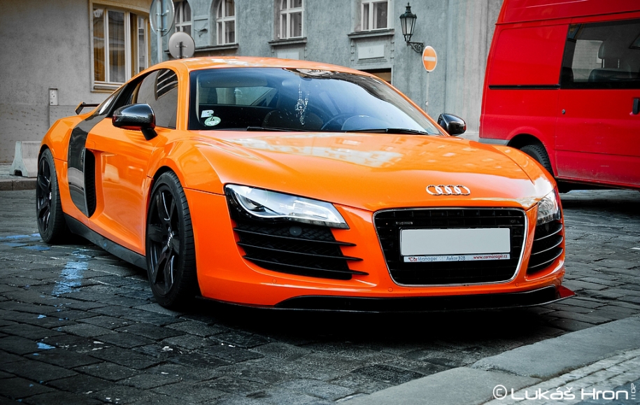 Audi R8