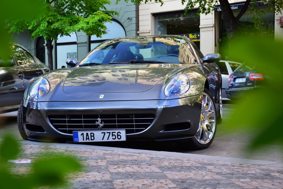 Ferrari 612
