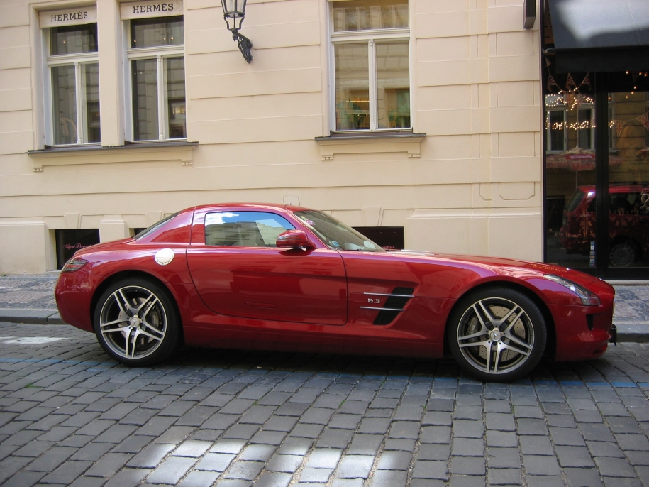 MB SLS
