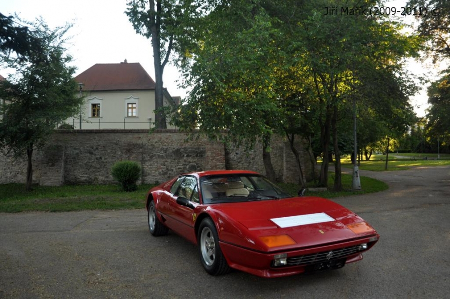 Ferrari BB512i