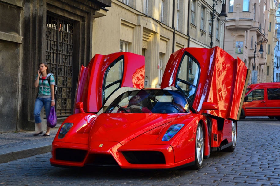 Ferrari Enzo