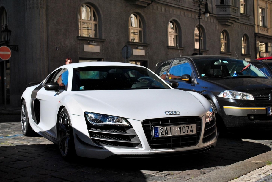 Audi R8 GT