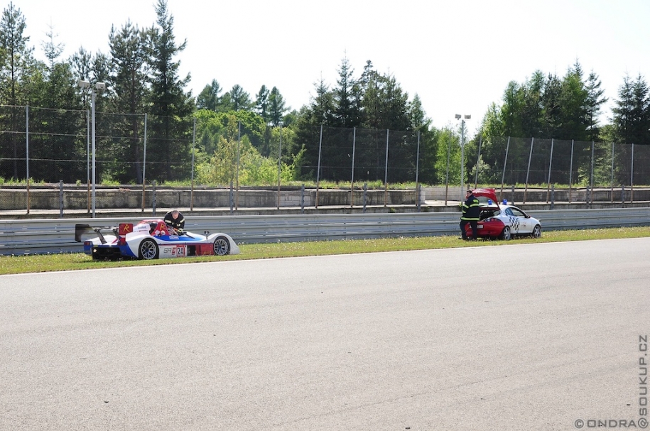 2011-05-07 at 15-35-40