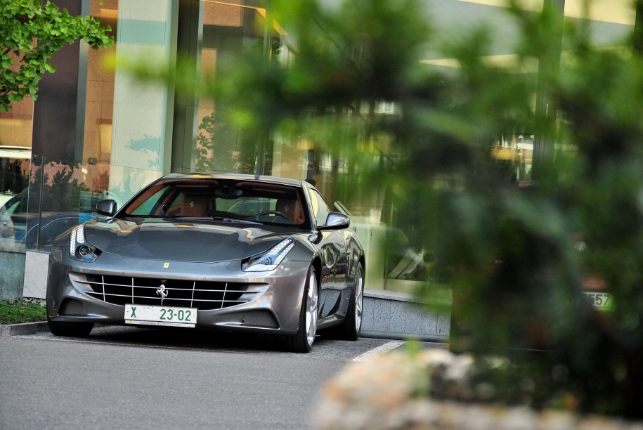 Ferrari FF
