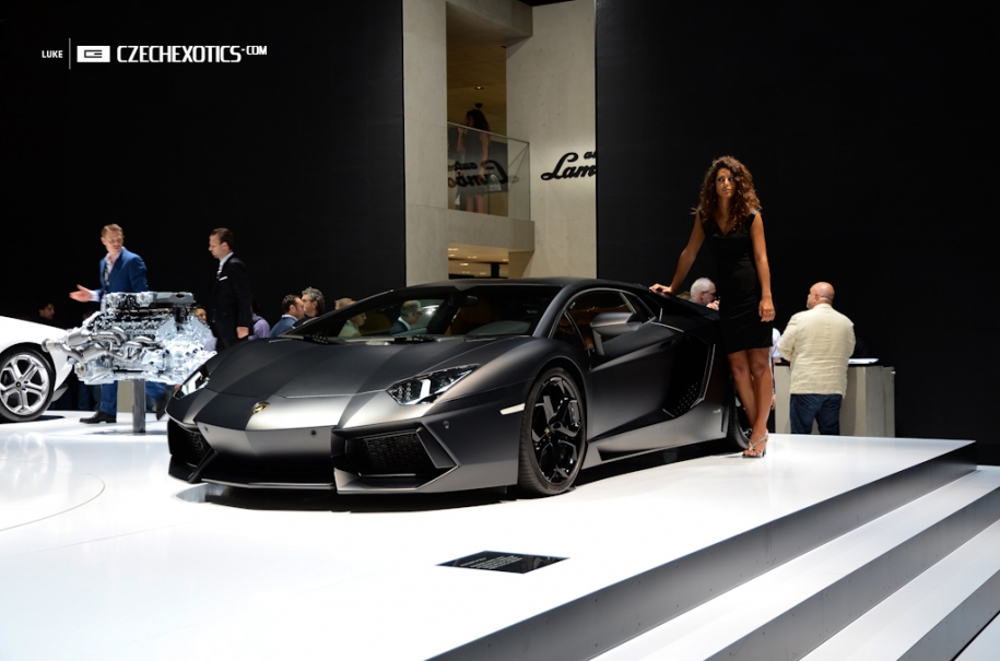 aventador dark