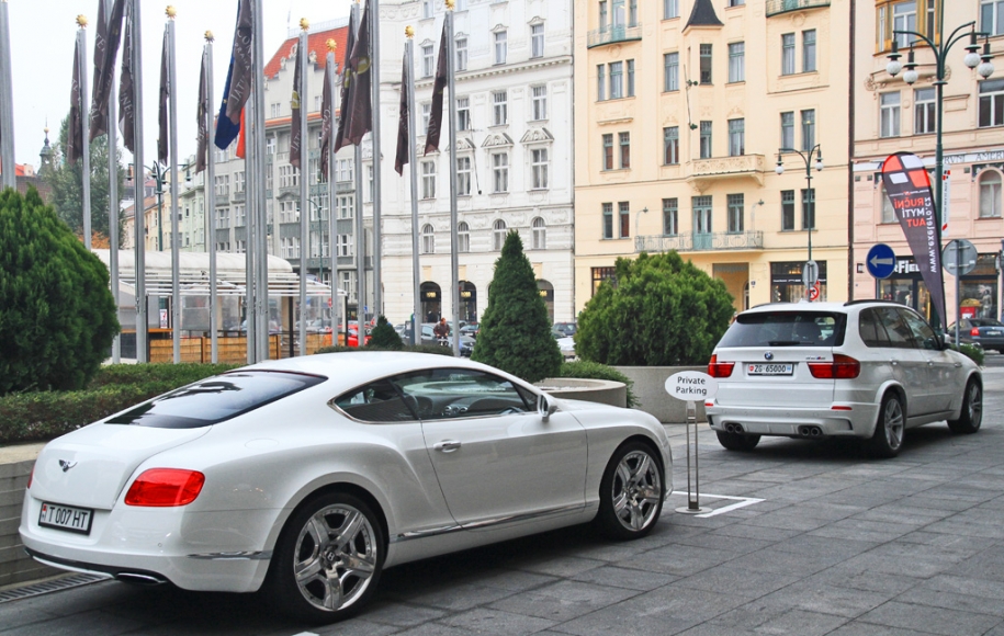 Nový Conti GT + X5M