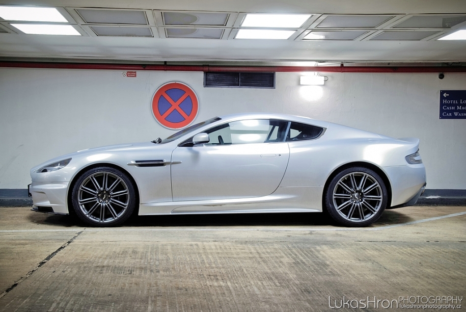 Aston Martin DBS