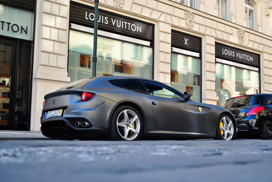 Ferrari FF