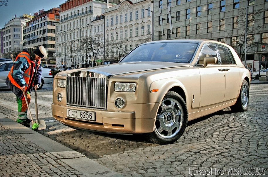 Rolls Royce Phantom