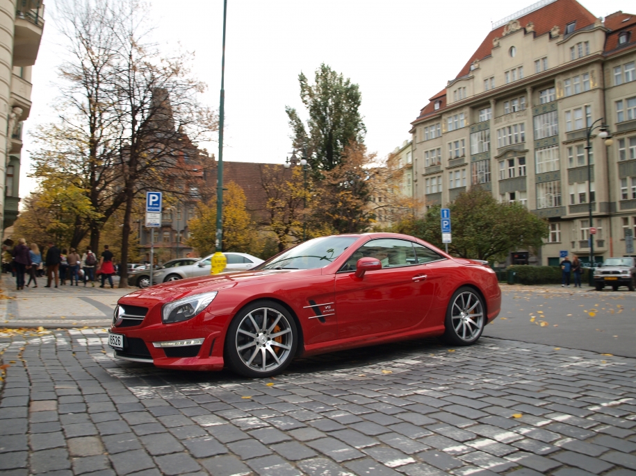 Mercedes SL63 AMG