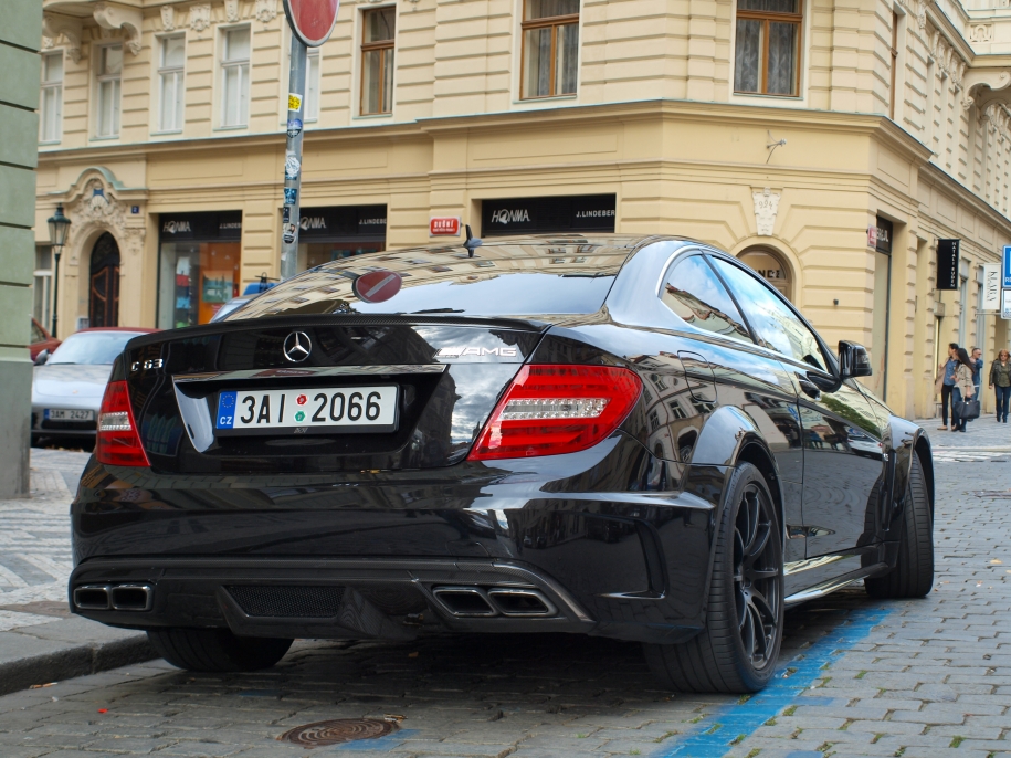 C63 AMG Black Series