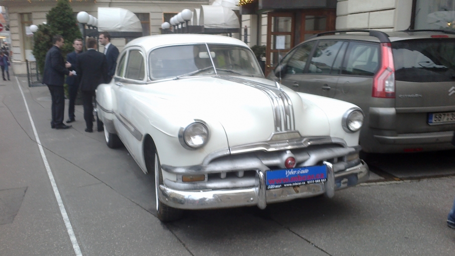 Pontiac Chieftain