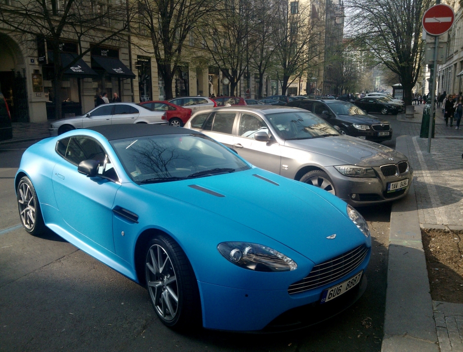 V8 Vantage S