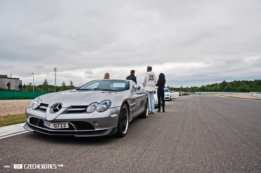 Mercedes-Benz SLR McLaren 722 