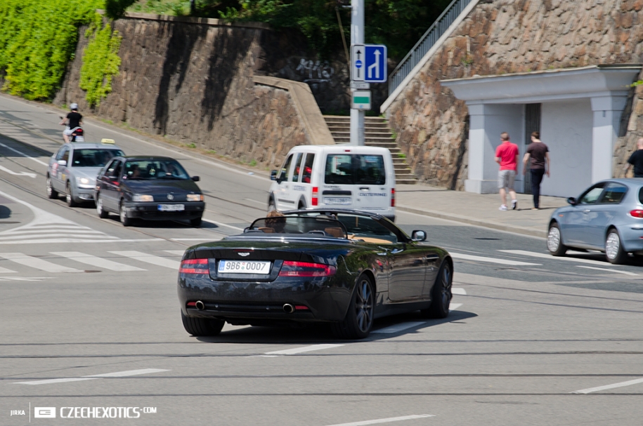 Aston Martin DB9 Volante