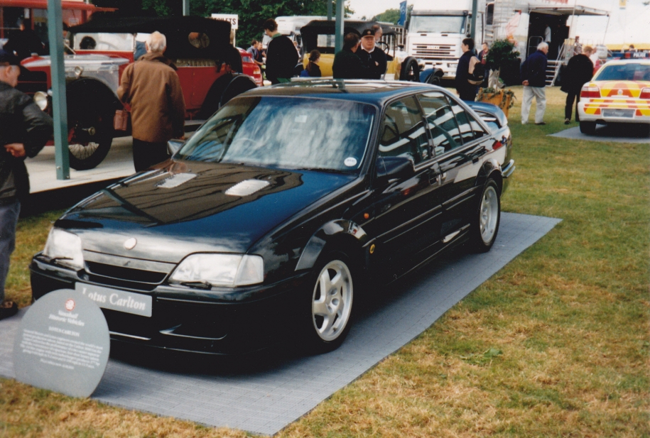 1990 Vauxhall Lotus Carlton 1