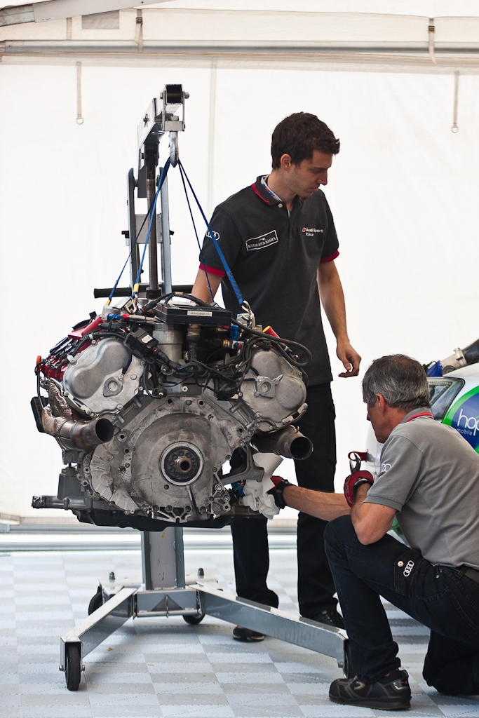 EuroV8_2-12
