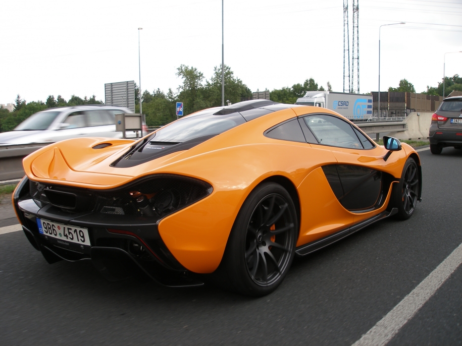 McLaren P1