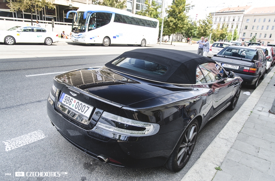 Aston Martin DB9 Volante