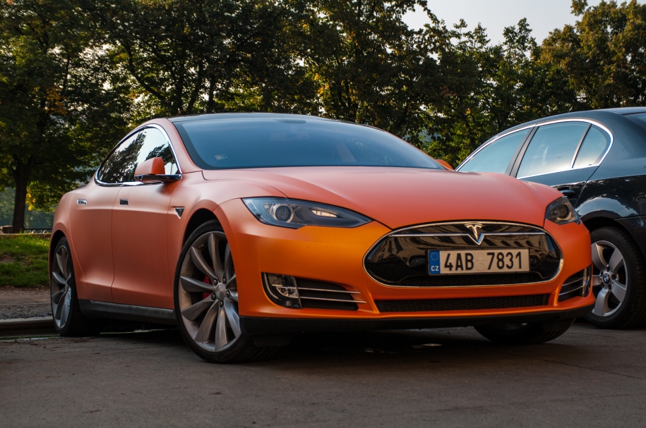 Tesla model S