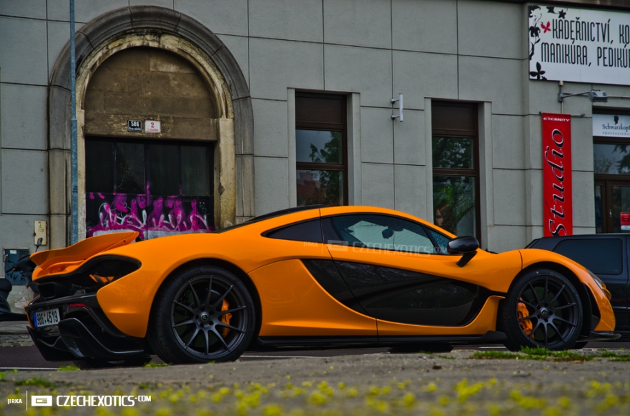 McLaren P1