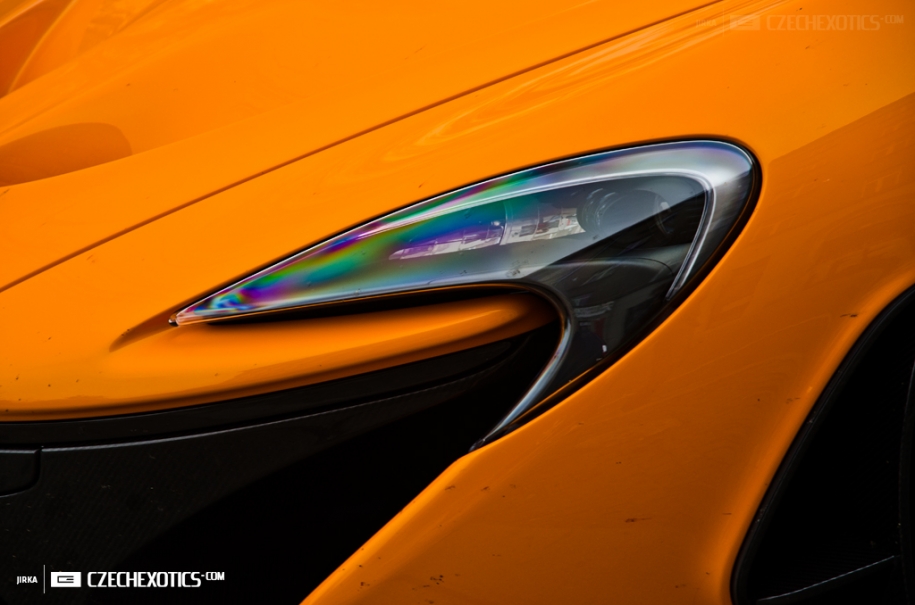 McLaren P1