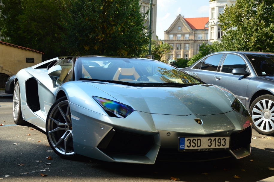 Aventador Roadster