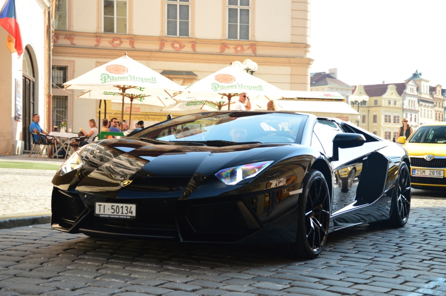Aventador Roadster