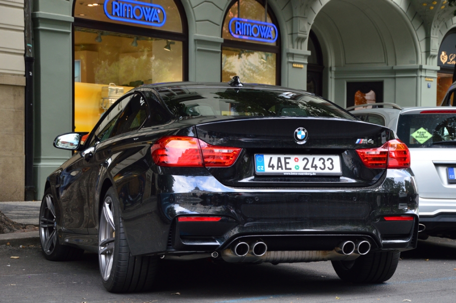 BMW M4