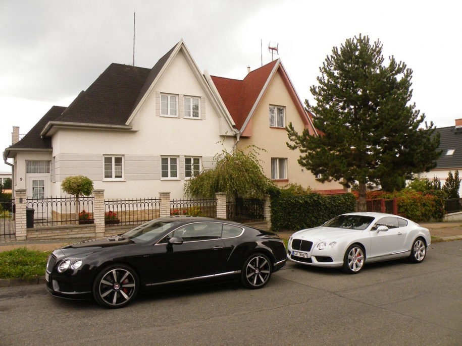 2x Bentley Continental
