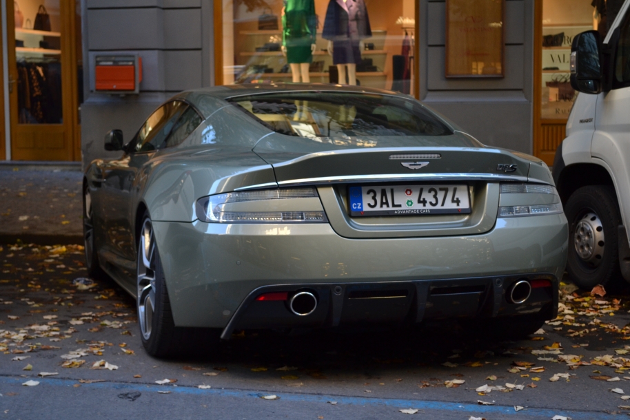 Aston Martin DBS