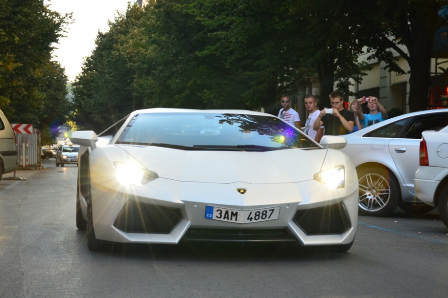 Lamborghini Aventador