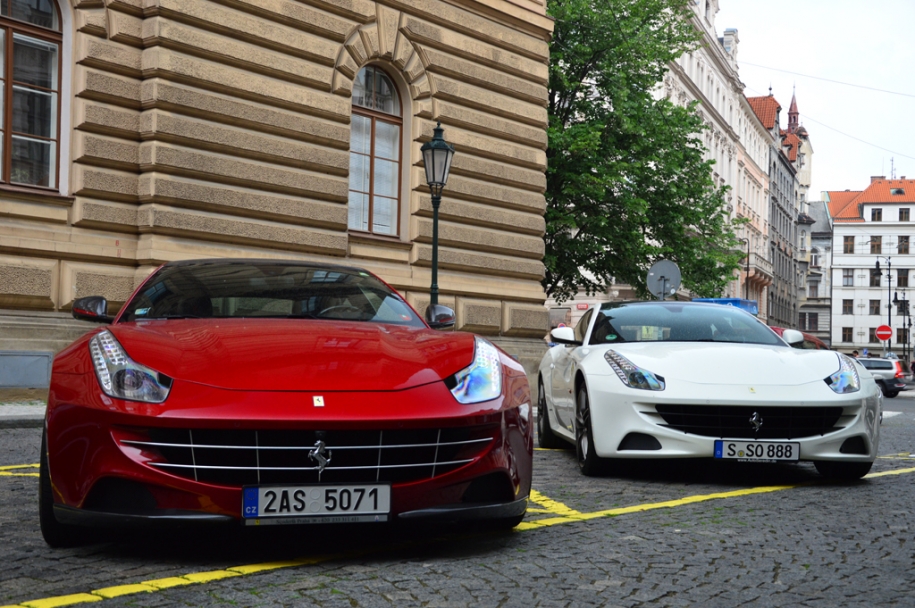 Ferrari FF