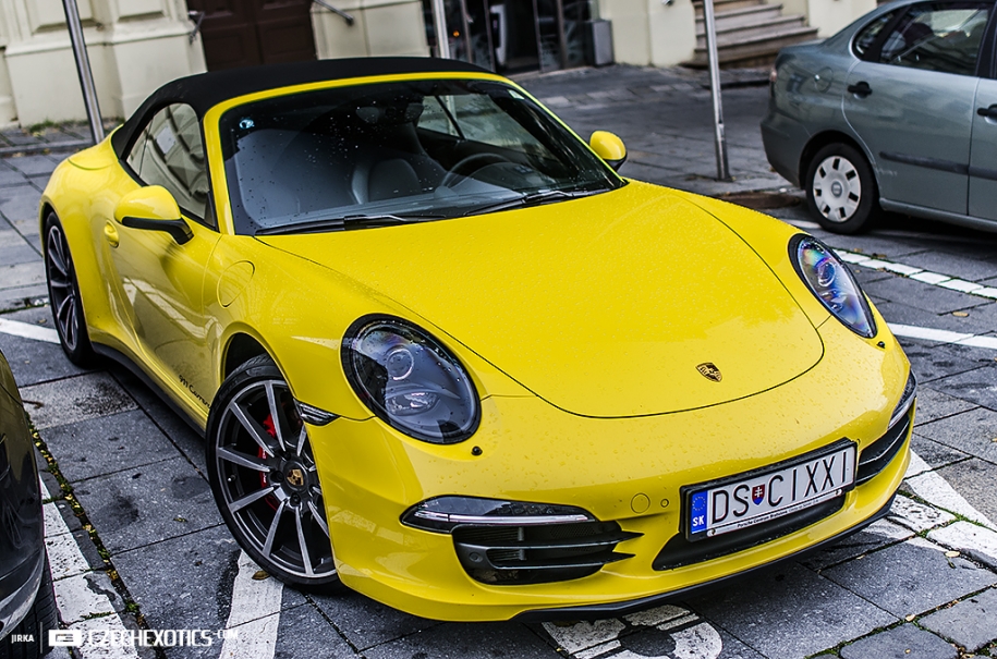 Porsche 911 Carrera 4S