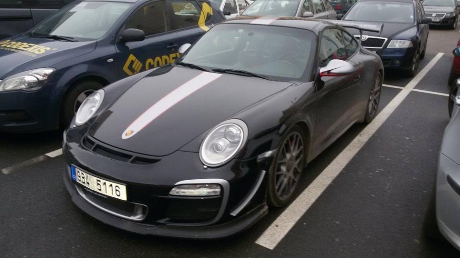 Porsche 911 RS 4.0
