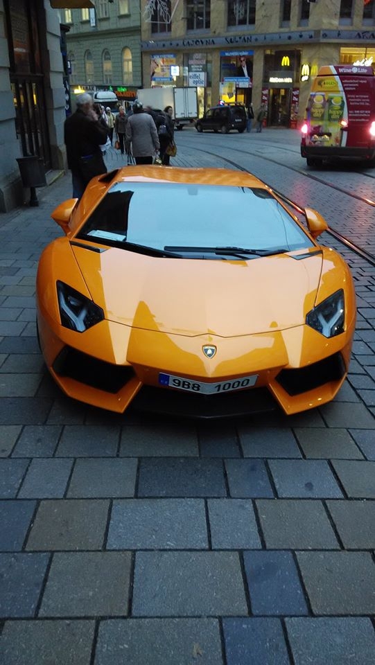 Lamborghini Aventador
